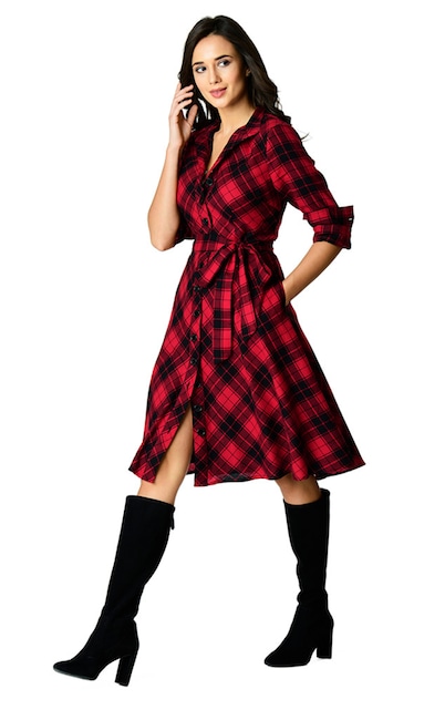 E-comm: Flirty Holiday Wear